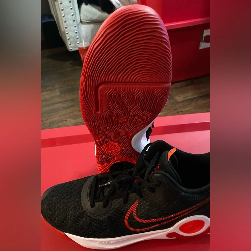 Nike‎ Mens KD Trey 5 Black and Red Size 14 New witbout tags
